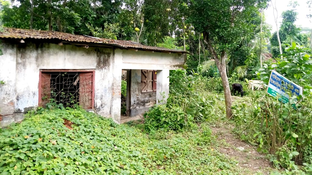 নির্বাচনী পর্যবেক্ষকের তালিকায় মনিরামপুরের নামসর্বস্ব দুই সংস্থা