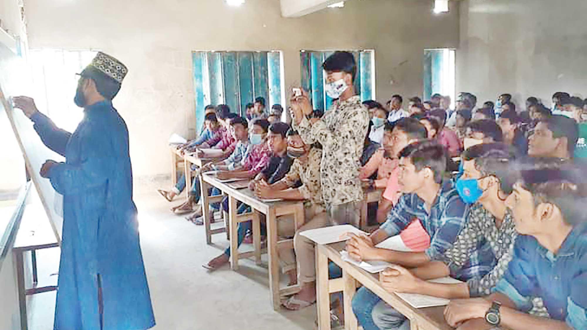 সুন্দর হাতের লেখা শেখানো