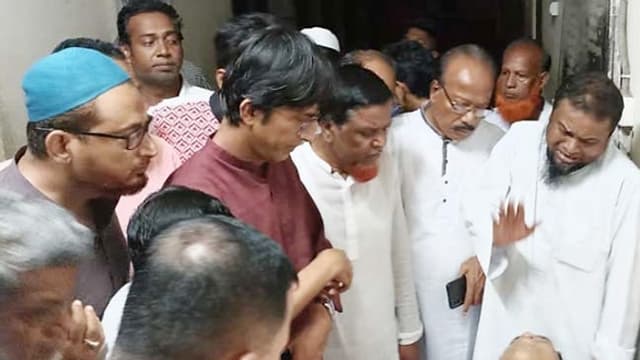 ছুরিকাঘাতে চাঁদপুর জেলা আ. লীগ নেতাকে হত্যা