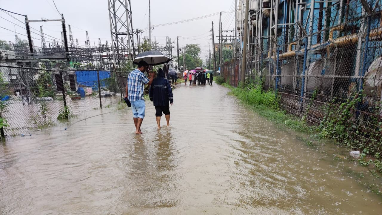 বন্যায় ক্ষতিগ্রস্তদের ১০০ টন শুকনো খাদ্য বিতরণ করবে গণস্বাস্থ্য কেন্দ্র