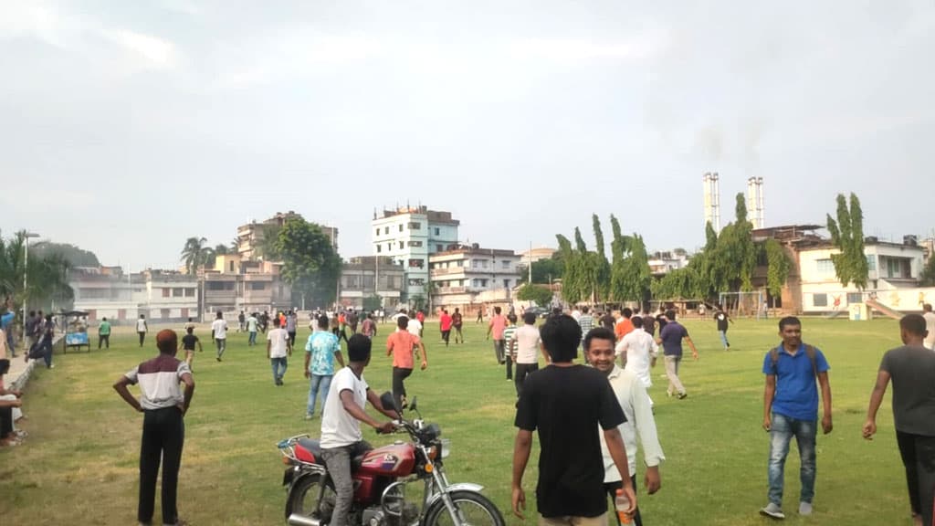 মিছিলের সামনে থাকা নিয়ে রাজশাহীতে বিএনপির দুপক্ষের সংঘর্ষ