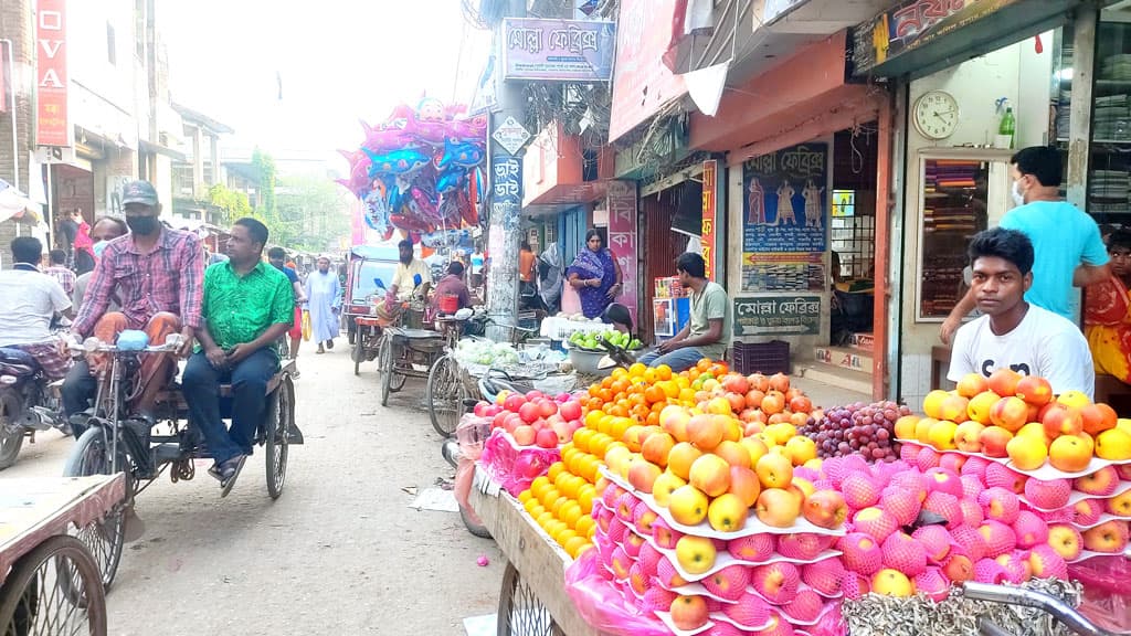 ফুটপাতে ব্যবসা, ভোগান্তি