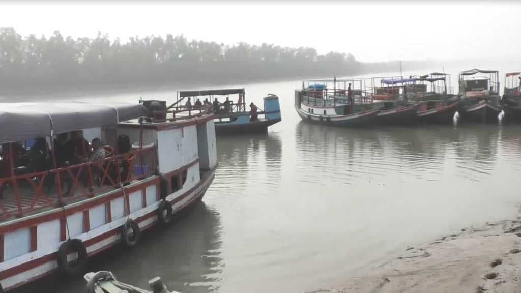 সুন্দরবনে পর্যটক বাড়লেও উন্নয়ন হয়নি অবকাঠামোর