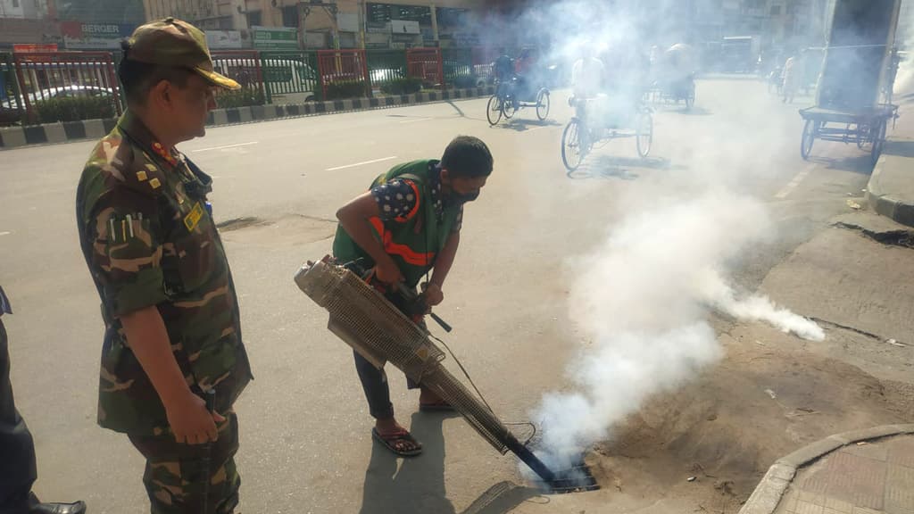 বিমানবন্দরে মশা নির্মূলে কাজ করবে ডিএনসিসি