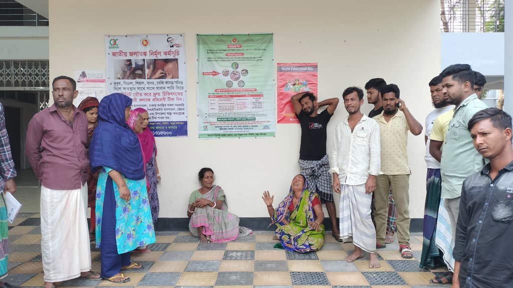 মতলব উত্তরে গাড়িচাপায় চতুর্থ শ্রেণির শিক্ষার্থী নিহত