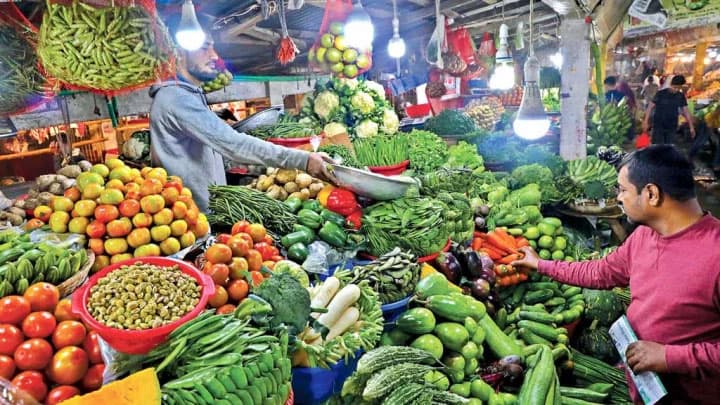 বাজার নিয়ন্ত্রণে সব জেলায় বিশেষ টাস্কফোর্স গঠন করে প্রজ্ঞাপন