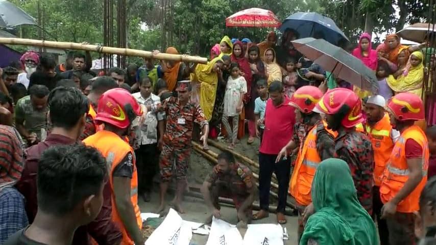 ভিত খনন করতে গিয়ে মাটিচাপায় নিহত দুই শ্রমিক 