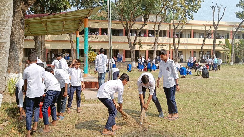 সরাইলে দ্বিতীয় দিনে আনন্দমুখর শিক্ষাপ্রতিষ্ঠান