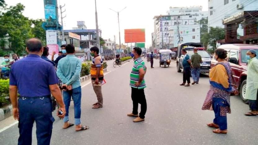 চুয়াডাঙ্গায় করোনায় মৃত্যু শতক ছাড়াল, চলছে ৭২ ঘণ্টার বিধিনিষেধ