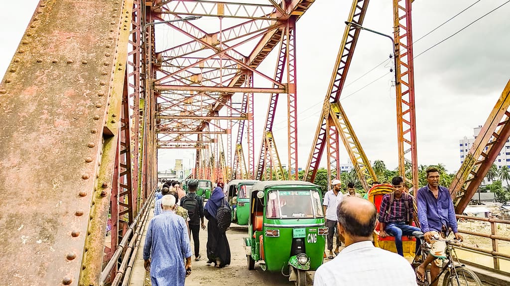 সমন্বয়হীনতায় আটকে আছে ঝুঁকিপূর্ণ কিন ব্রিজের সংস্কার