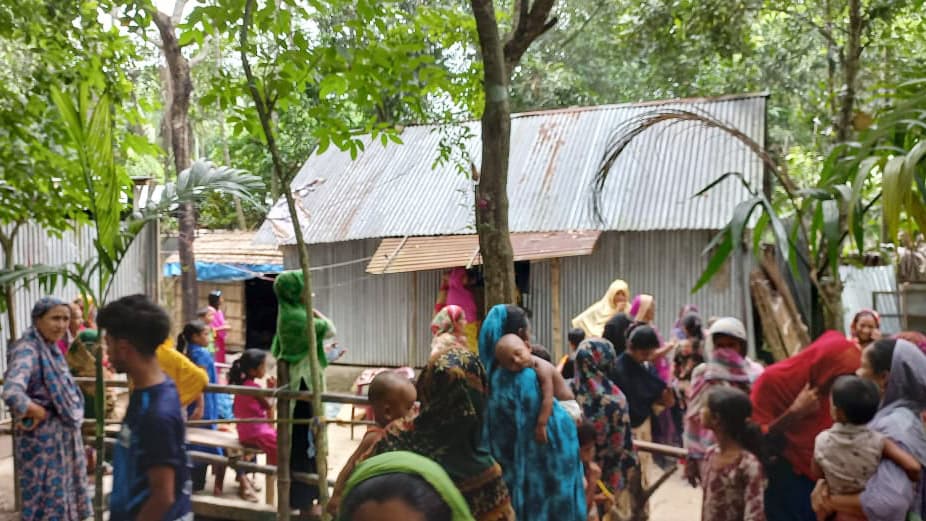 দ্বিতীয় স্ত্রীর হাতে প্রথম স্ত্রী খুন, স্বামী পলাতক 