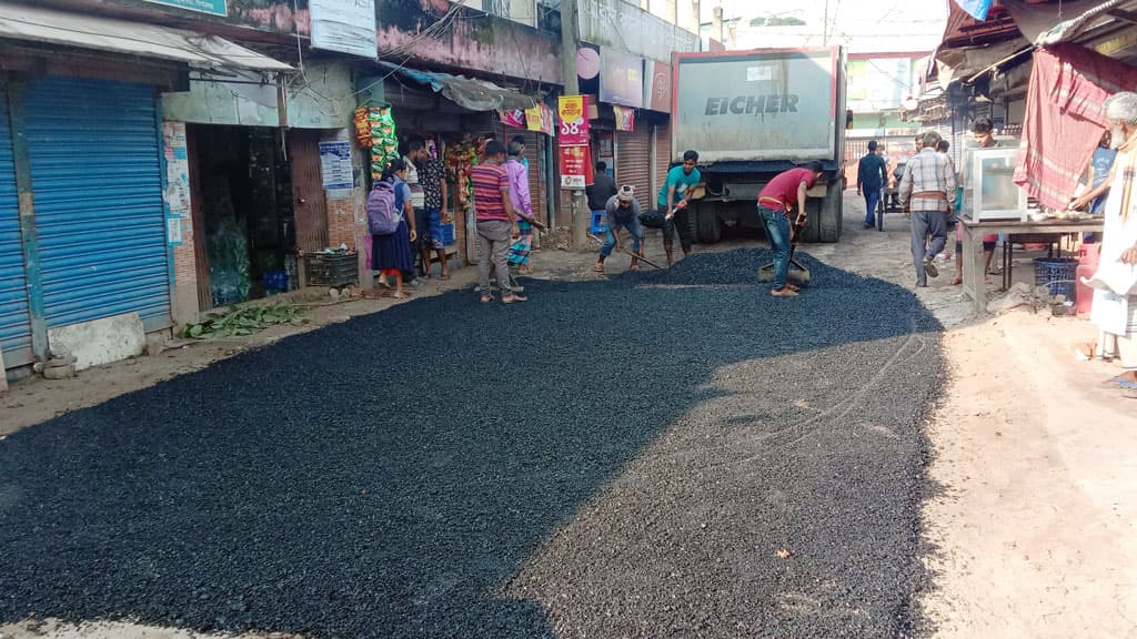 টুঙ্গিপাড়ার সেই সড়ক সংস্কার