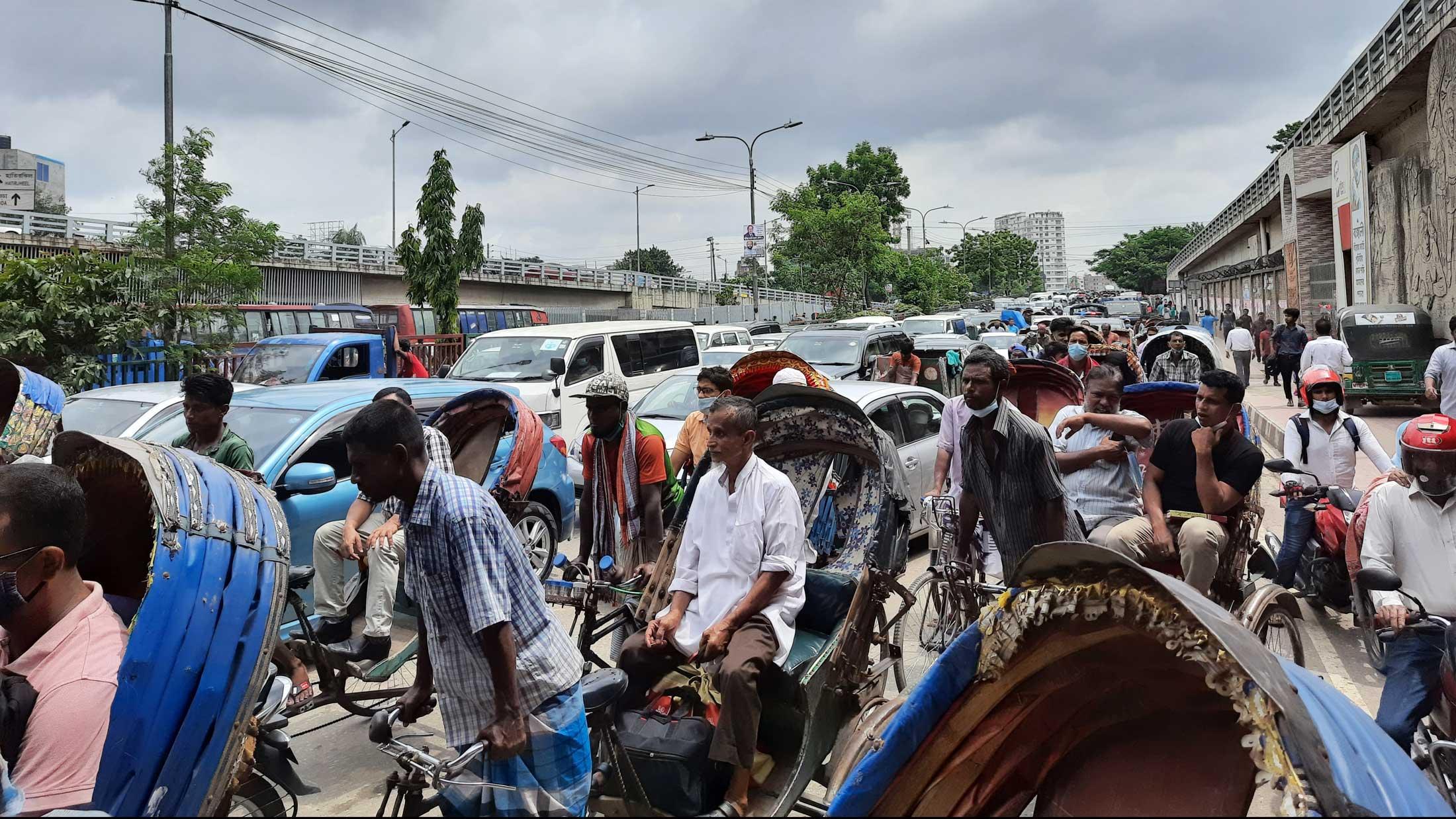 বাস ছাড়া সবই সচল