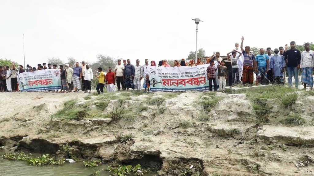 আড়িয়াল খাঁ নদে সেতু নির্মাণ করার দাবি