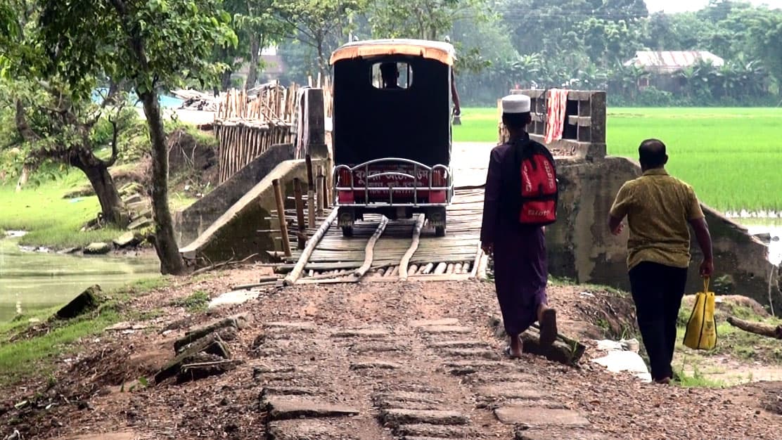 যোগাযোগের সড়কই একটি তা-ও হয়ে আছে বেহাল