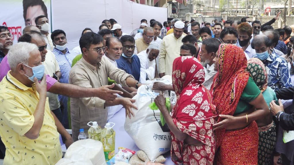 দ্রব্যমূল্য নিয়ন্ত্রণে প্রধানমন্ত্রী কাজ করছেন: সাঈদ খোকন