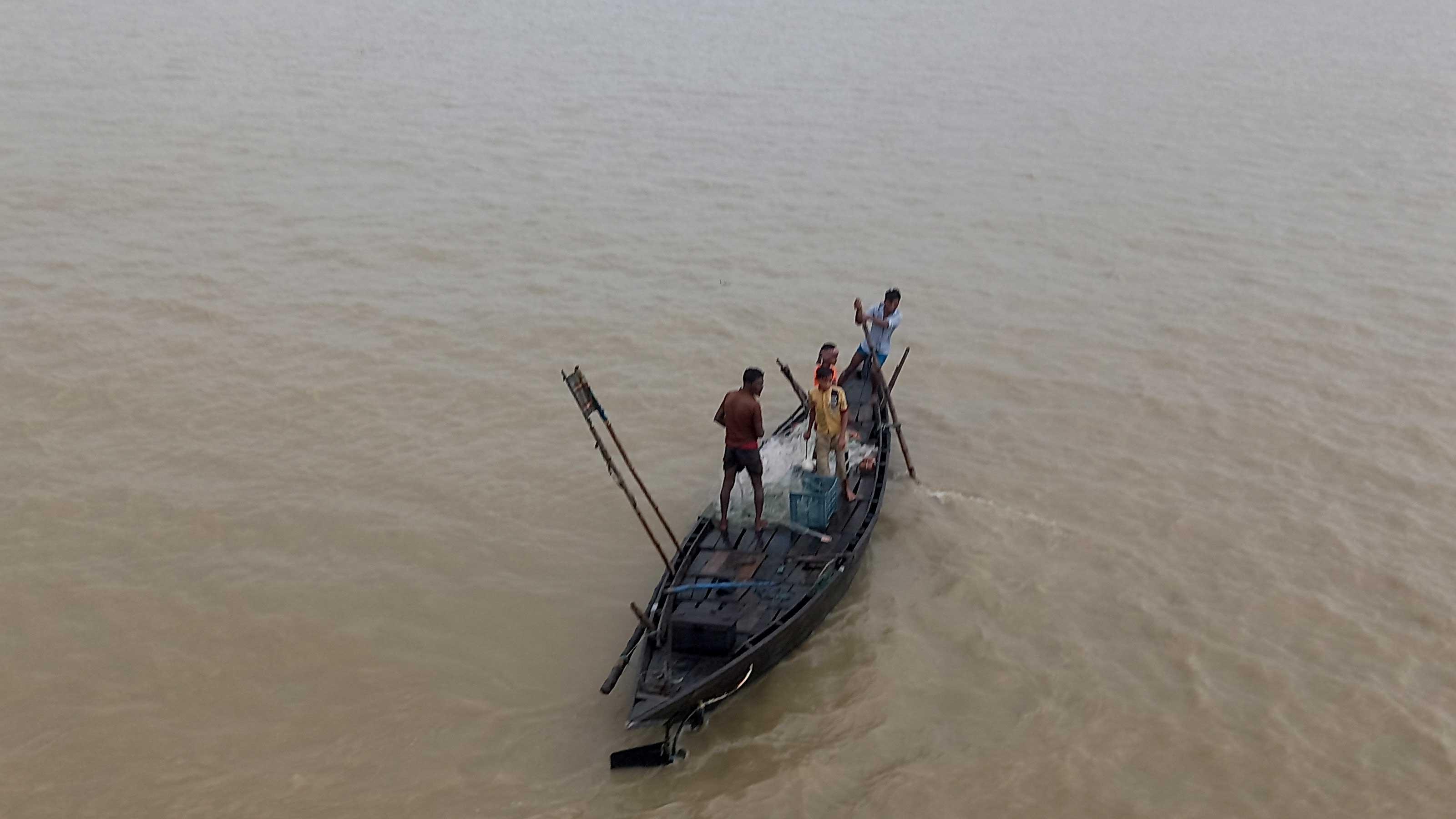 চরফ্যাশনে জেলে পেশায় জড়িত ৩ হাজার শিশু