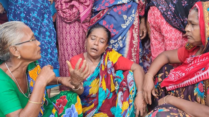 কবরস্থানের জন্য জমি লিখে দেওয়ায় বাবাকে পিটিয়ে হত্যার অভিযোগ