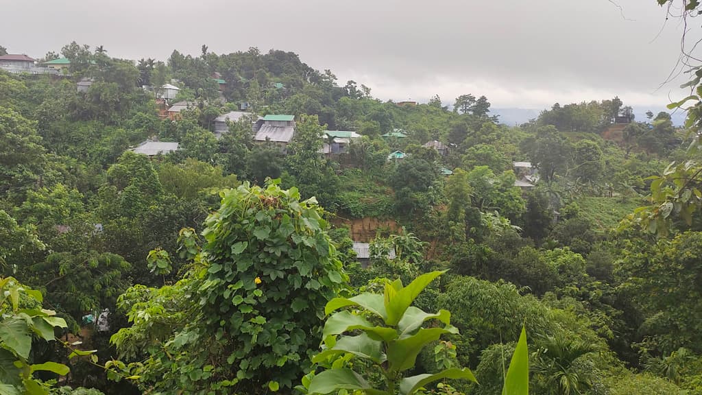 রাঙামাটিতে টানা বৃষ্টিতে পাহাড়ধসের ঝুঁকি বেড়েছে