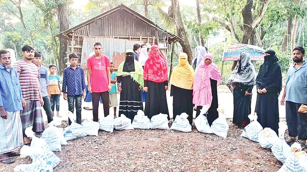 ফোন দিলেই মেলে সাহায্য