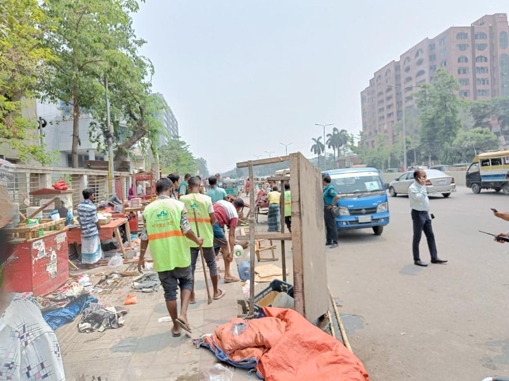 শতাধিক দোকান উচ্ছেদ করল ডিএনসিসি