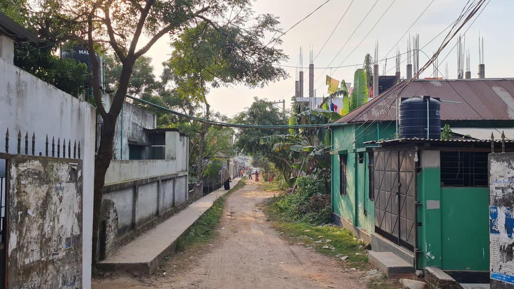 বংশীপারের খাসজমিতে এখনো হাজারো স্থাপনা