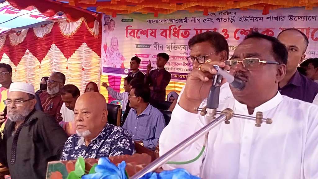 চালের দাম এক টাকা বাড়লেও দোষ, কমলেও দোষ: খাদ্যমন্ত্রীর দুঃখ