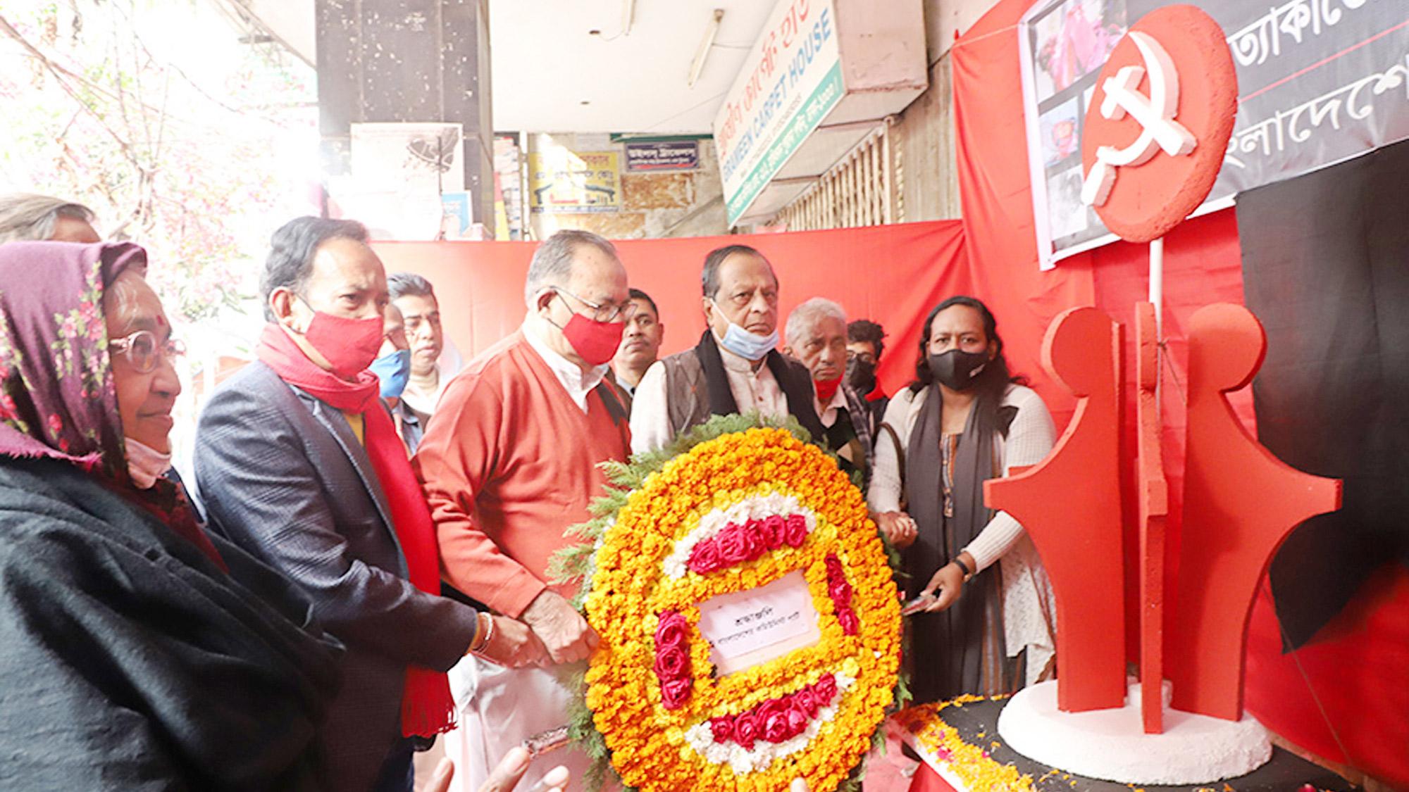 পল্টন বোমা হামলার কুশীলবদের মুখোশ উন্মোচন করতে হবে: সেলিম