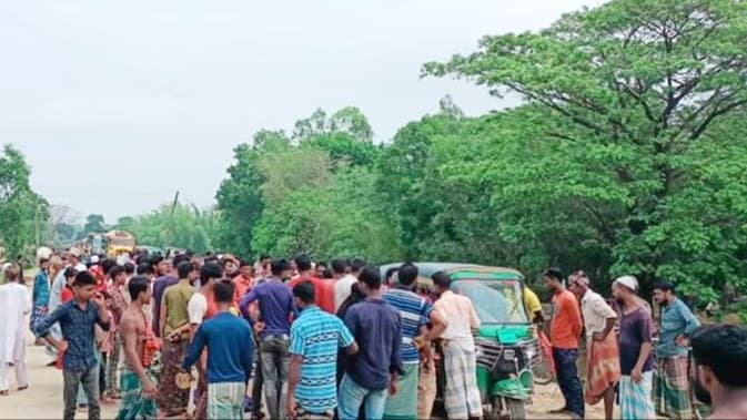 দুর্গাপুরে ট্রাকের ধাক্কায় শিশু নিহত