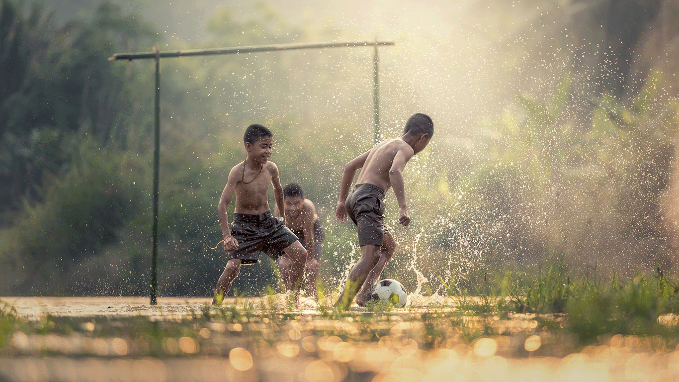 ‘আমার ধুলোবালি জমা বই, আমার বন্ধুরা সব কই’