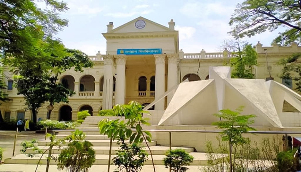 প্রচণ্ড তাপপ্রবাহ: অনির্দিষ্টকালের জন্য অনলাইন ক্লাসে জবি