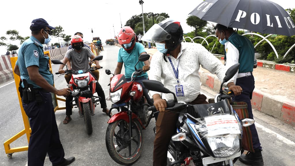 লকডাউনের পঞ্চম দিনে রাজধানীতে গ্রেপ্তার ৫৫৫