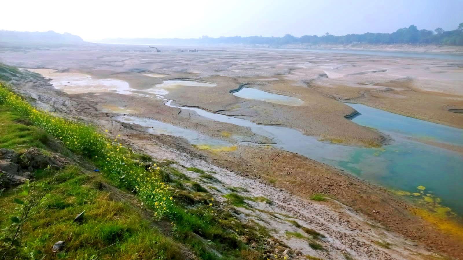 অস্তিত্ব সংকটে গড়াই নদ