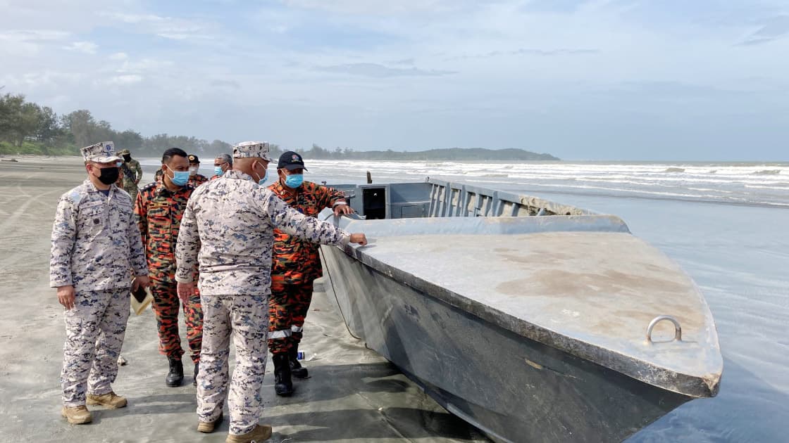 মালয়েশিয়ার উপকূলে নৌকাডুবিতে ৬ ইন্দোনেশিয়ান নারীর মৃত্যু