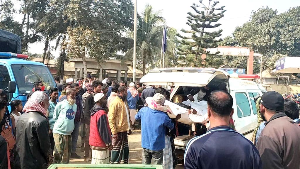 দুর্গাপুরে রাস্তায় পড়ে ছিল ব্যবসায়ীর মরদেহ 