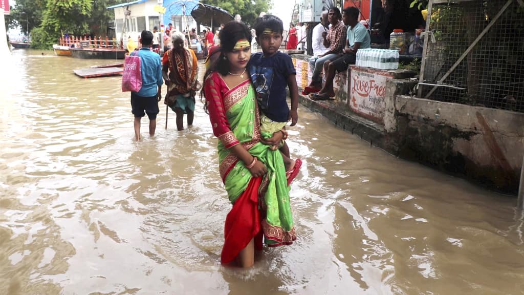 ভারতের উত্তর-পূর্বাঞ্চলে বন্যা বাড়ার নেপথ্যে