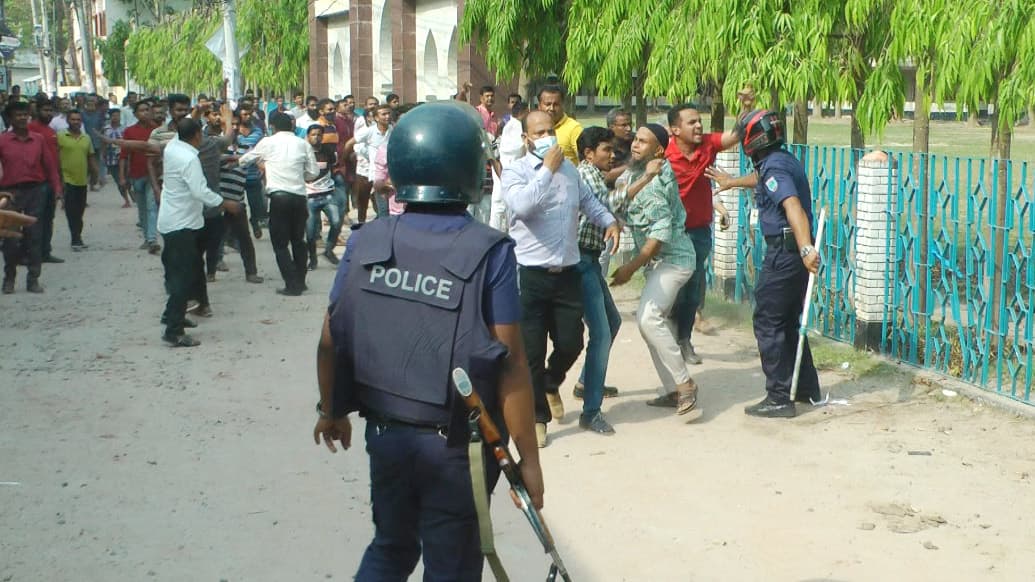 বিএনপির দুই পক্ষের সংঘর্ষে আহত অন্তত ১২