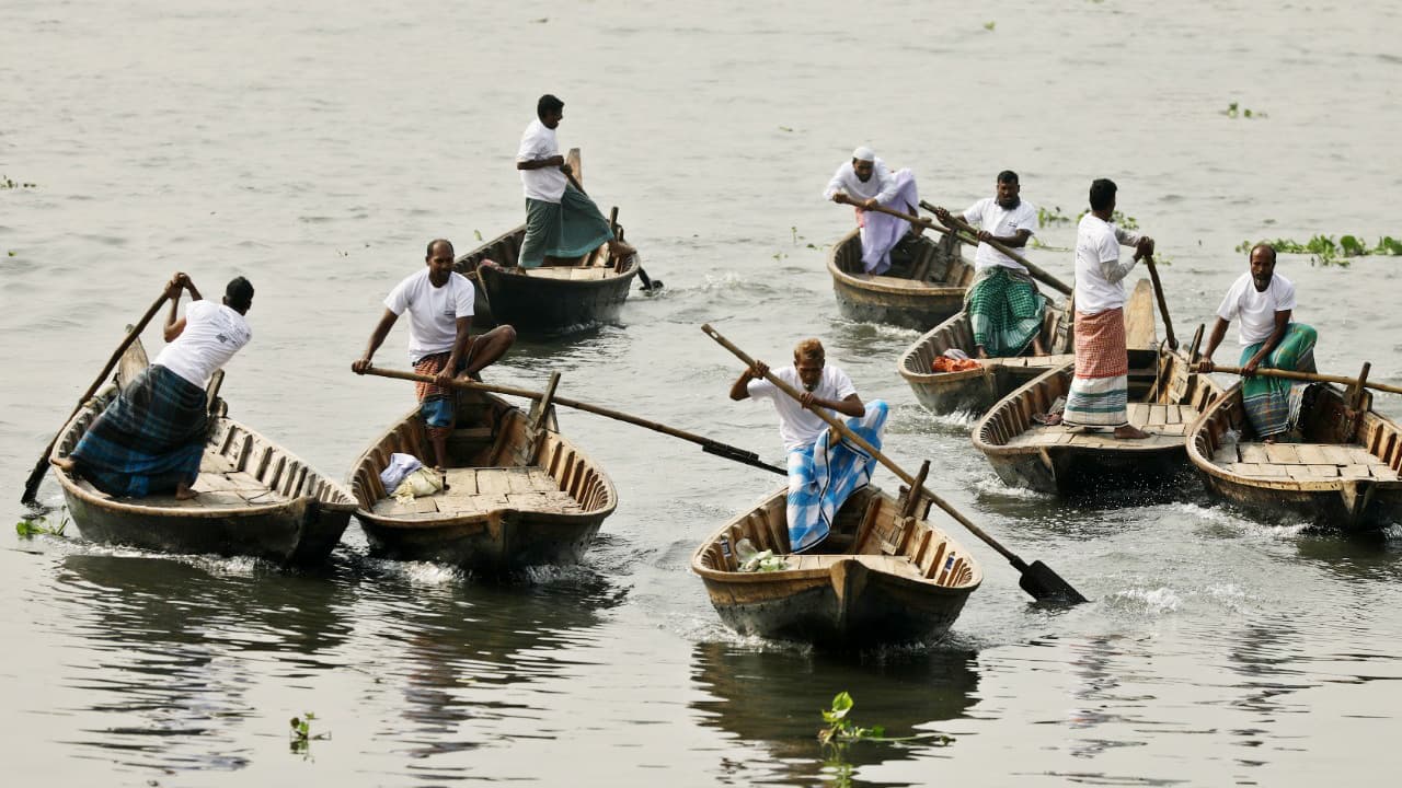 নদী বাঁচাতে উৎসব