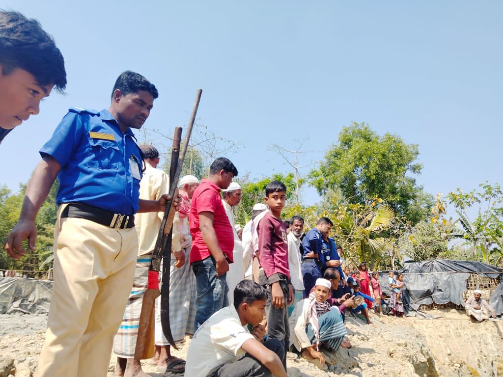 টেকনাফে লবণচাষিকে গুলি করে হত্যা, বন্দুক উদ্ধার