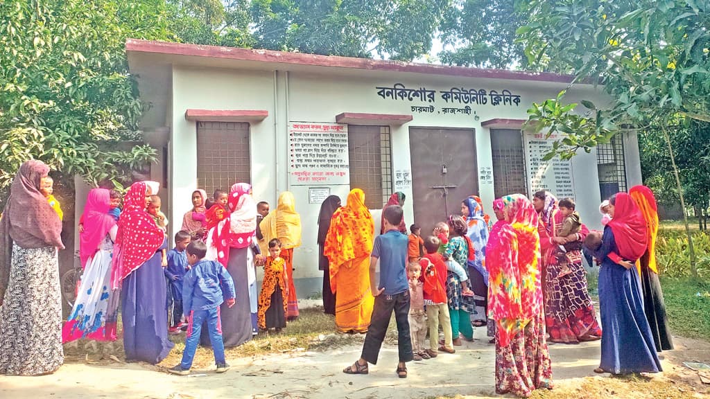 দুই ঘণ্টার বেশি খোলা থাকে না ক্লিনিক, মেলে না ওষুধও