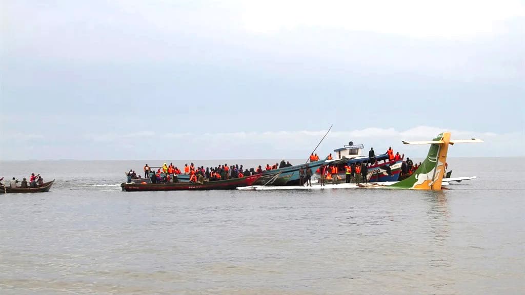 তানজানিয়ায় হ্রদে বিধ্বস্ত উড়োজাহাজ, নিহত অন্তত ১৯