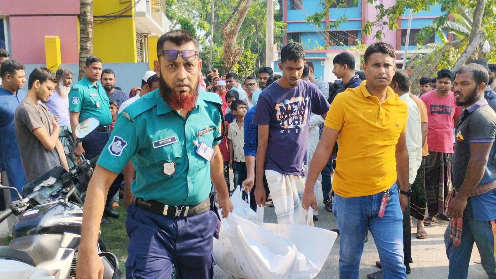 মসজিদ থেকে বের হতেই আ. লীগ নেতাকে গুলি করে হত্যা