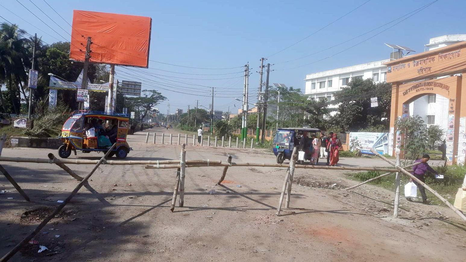 মহাসড়কের বাই লেন বন্ধ বাড়ছে যানজটের কষ্ট