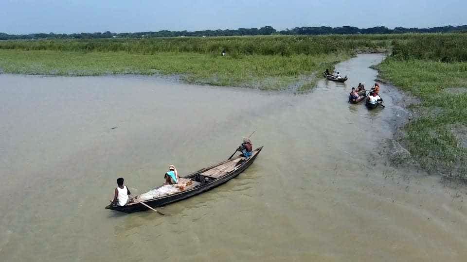 মুলাদীতে ফোন কলেই মিলছে ইলিশ