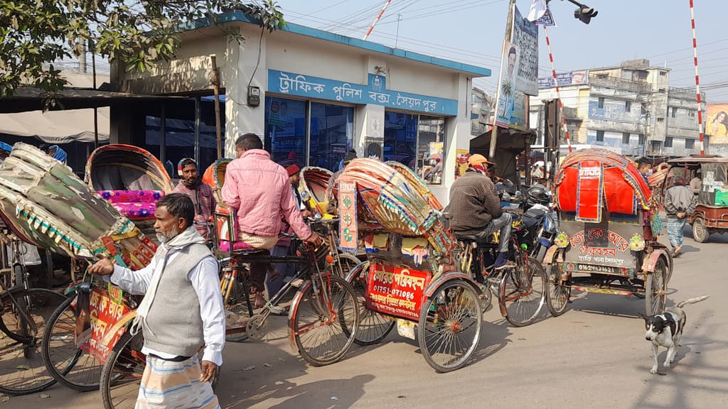 অটোতে বাড়ছে যানজট