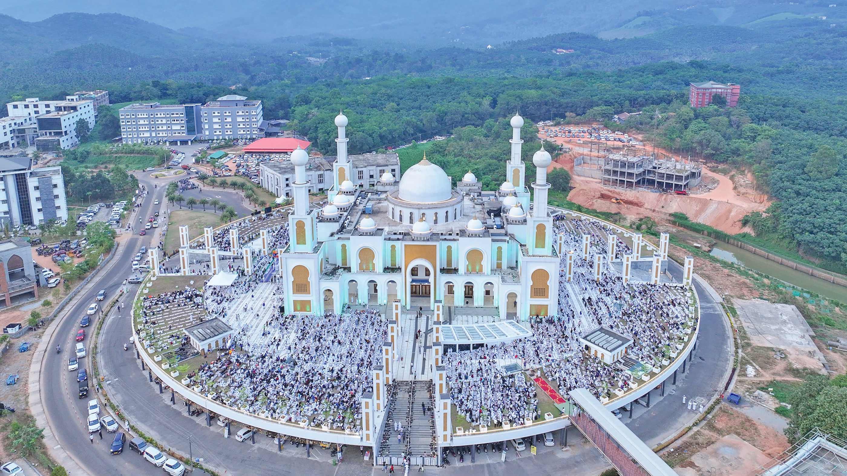 ভারতে জ্ঞানের আলো  ছড়াচ্ছে যে মসজিদ