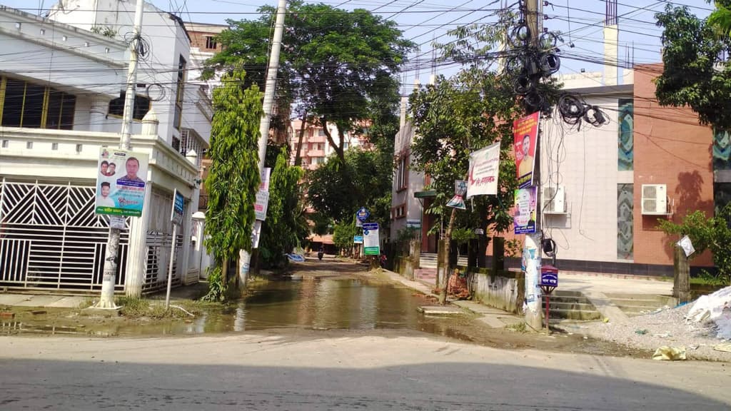 নেমেছে সিলেট নগরীর বন্যার পানি 