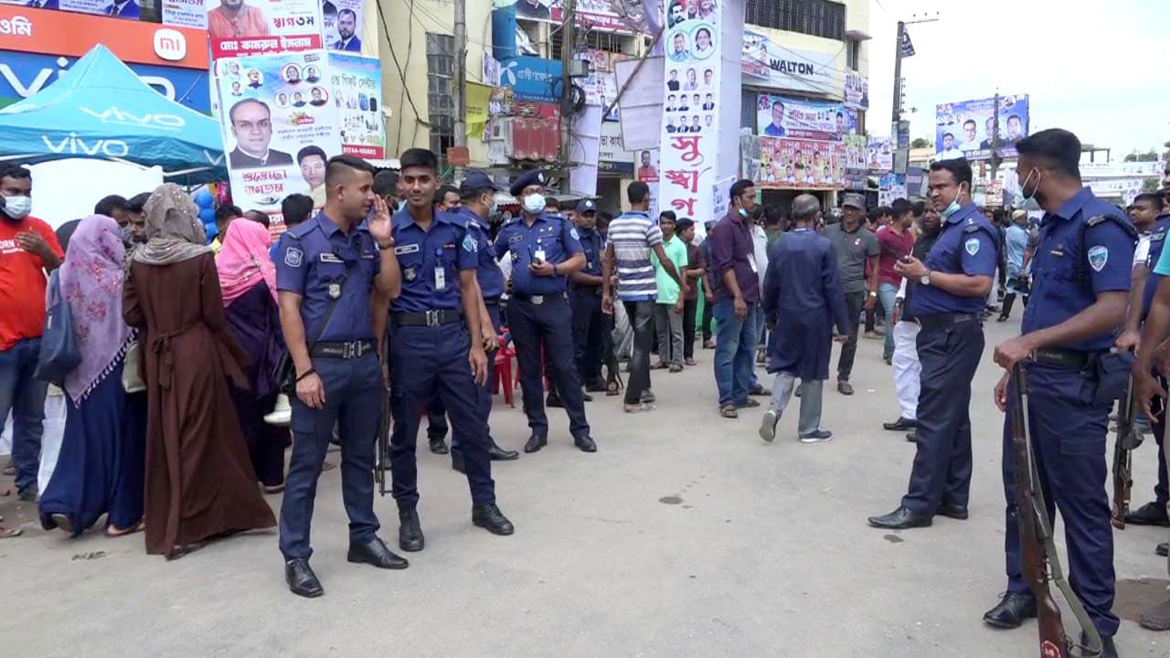 লক্ষ্মীপুরে যুবলীগের দুই পক্ষের সংঘর্ষ, আহত ১৫