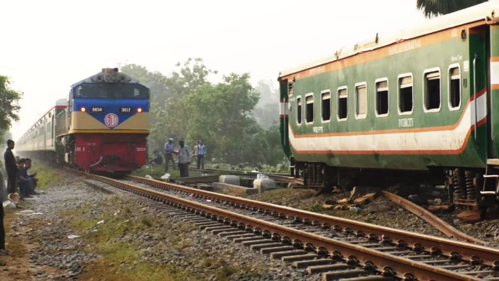 কুমিল্লায় রেল দুর্ঘটনা: নাশকতাসহ ৩ বিষয়ে তদন্ত