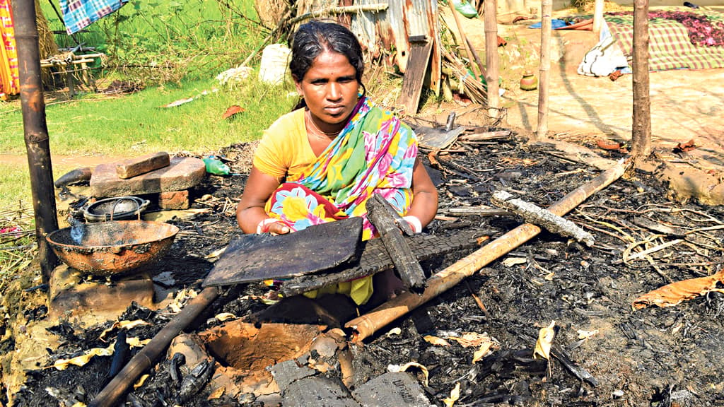 কীভাবে যাব রাতে মাছ ধরতে, হাটবাজারে